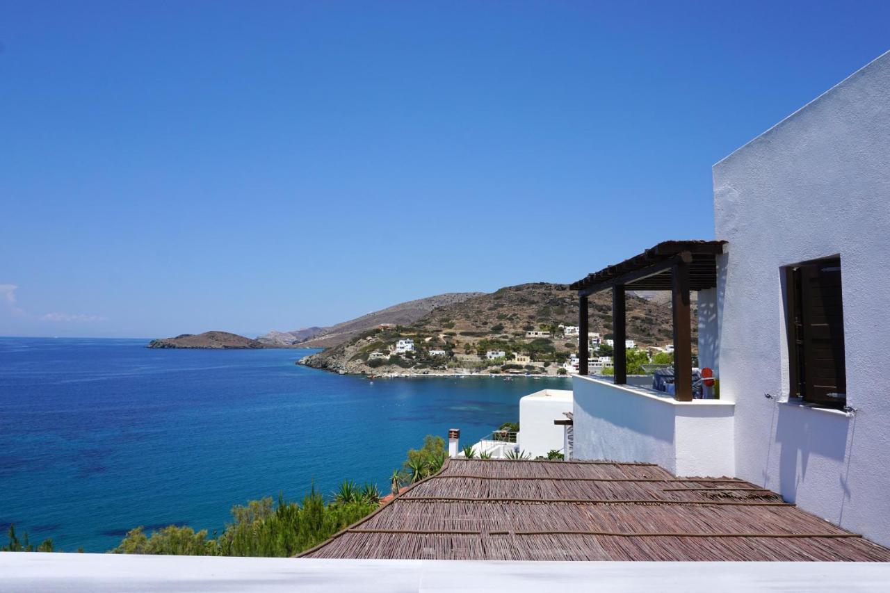 Lotos Beach Home Kini Exterior photo