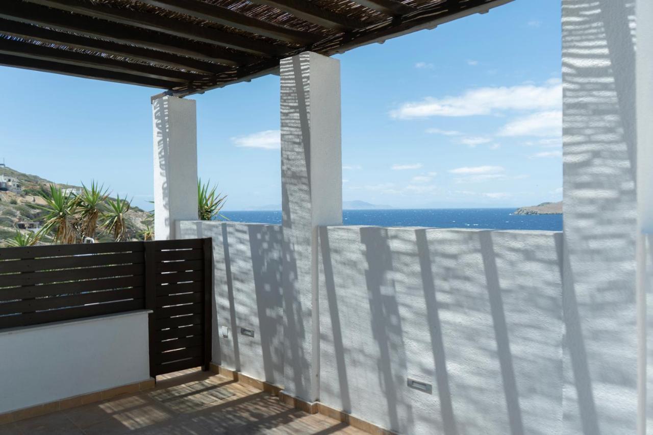 Lotos Beach Home Kini Exterior photo