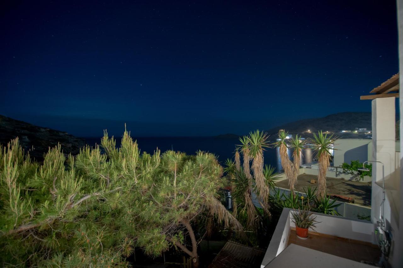 Lotos Beach Home Kini Exterior photo