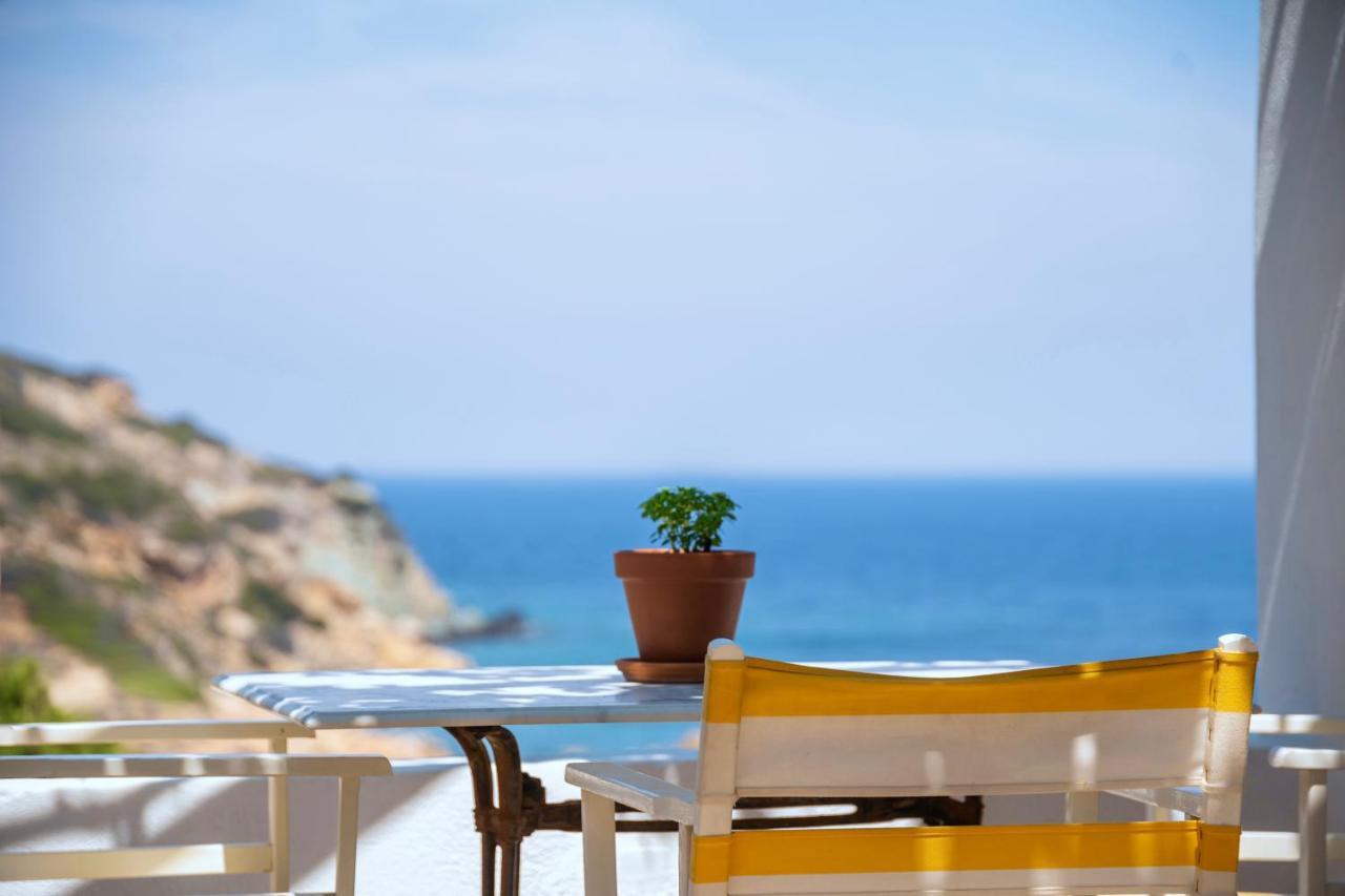 Lotos Beach Home Kini Exterior photo